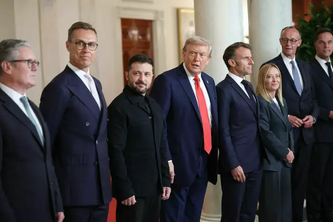 Zelenski, liderii UE și Trump, față &icirc;n față la Casa Albă. &bdquo;Putin acceptă garanții de securitate pentru Ucraina&rdquo;